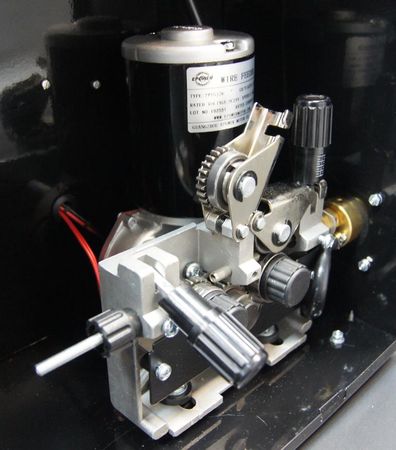 Сварочный полуавтомат инверторный MIG/MAG+MMA MASTER i250 (250А) BW_4R-250